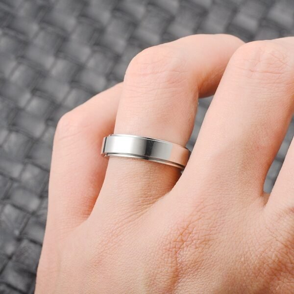 Stainless Steel Rotatable Spinner Ring - Moon & Star Anxiety Relief Band