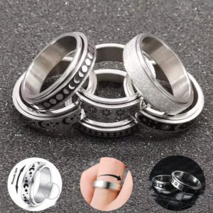 cfb31d9c-1495-442d-b3a8-f688631f6949.jpg Stainless Steel Rotatable Spinner Ring - Moon & Star Anxiety Relief Band